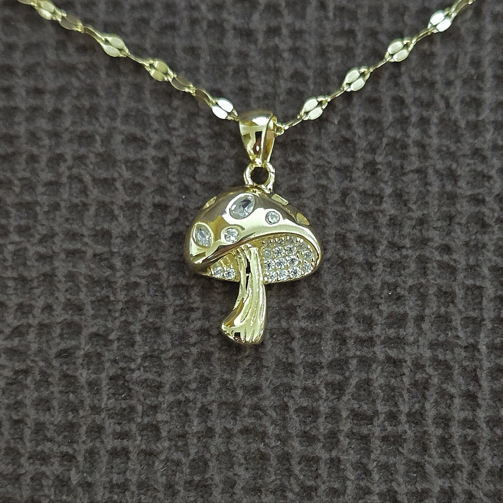 Cote d'Argent Gold💛 Mushroom🍄 Pendant Necklace - NWT